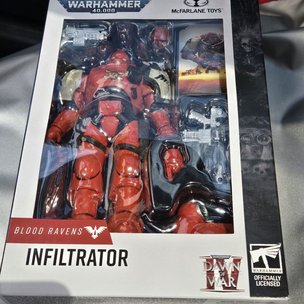 McFarlane Warhammer 40k Blood Ravens Infiltrator 7" Figure Dawn of War IV NEW